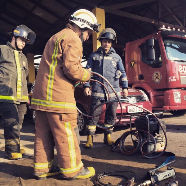 fof6o43namcf_resgate veicular 1.jpg